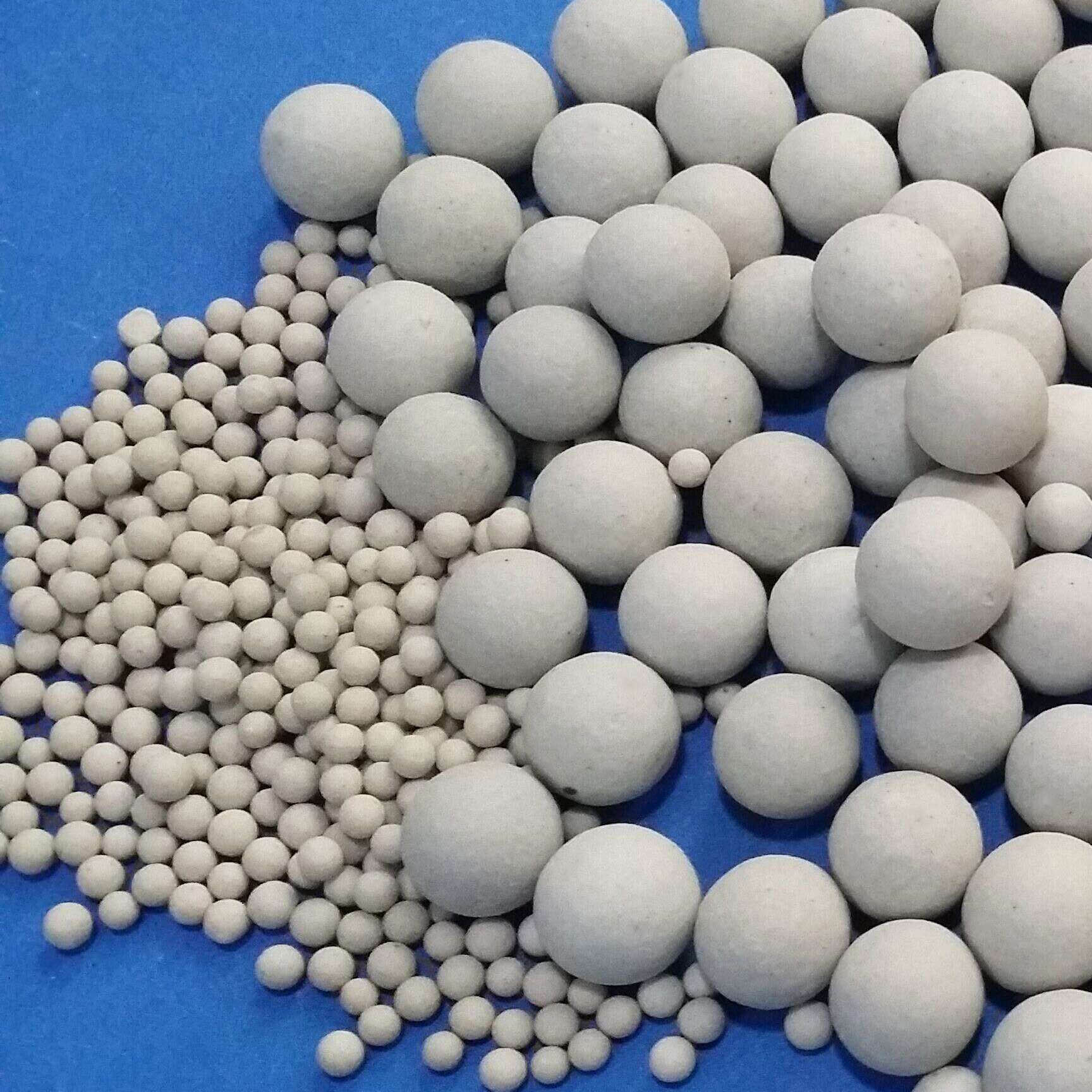 Inert Ceramic Ball (Al2O3: 17-19%) Equal Denstone 2000